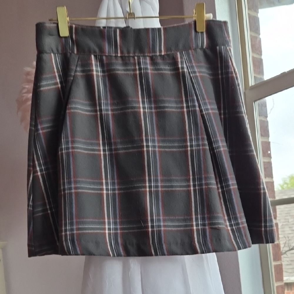 Plaid Gray Skirt